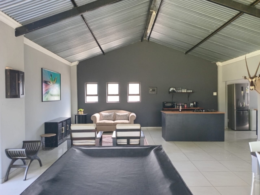 7 Bedroom Property for Sale in Bloemhof North West